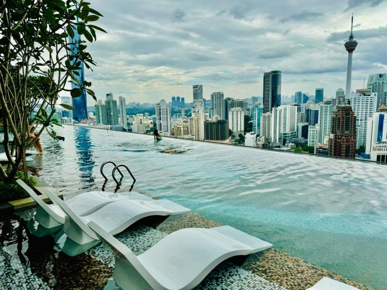 Luxury Suites At Axon Residence Куала-Лумпур Экстерьер фото