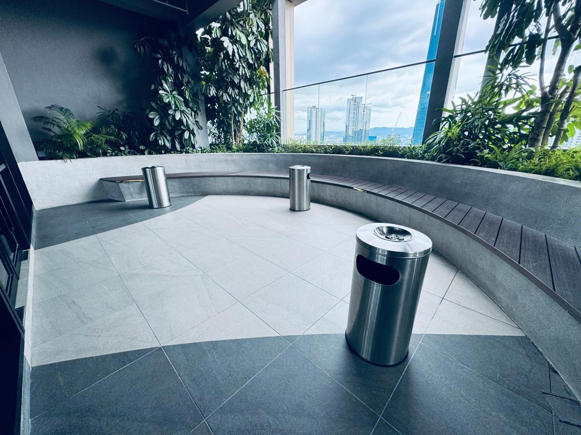 Luxury Suites At Axon Residence Куала-Лумпур Экстерьер фото