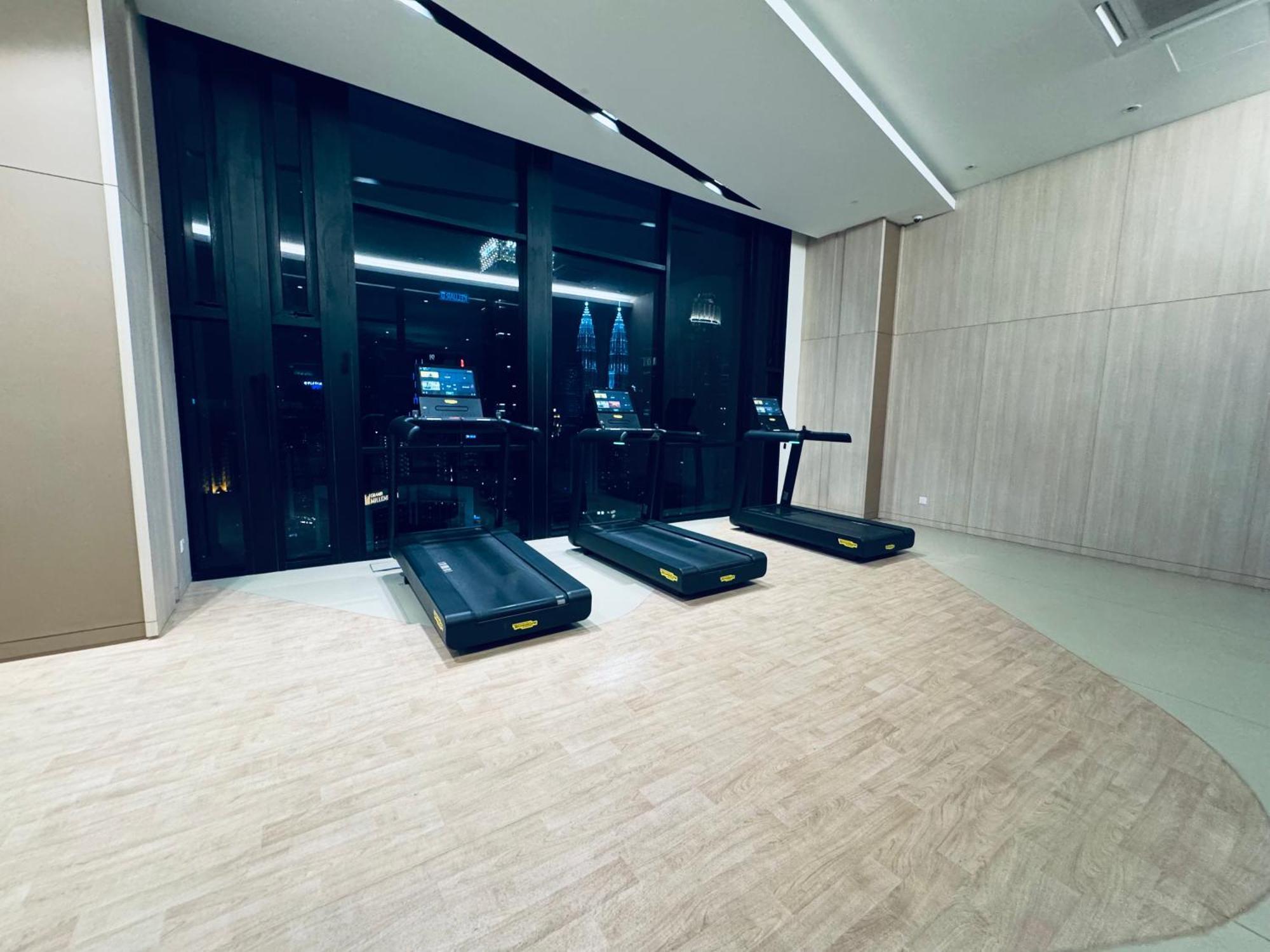 Luxury Suites At Axon Residence Куала-Лумпур Экстерьер фото