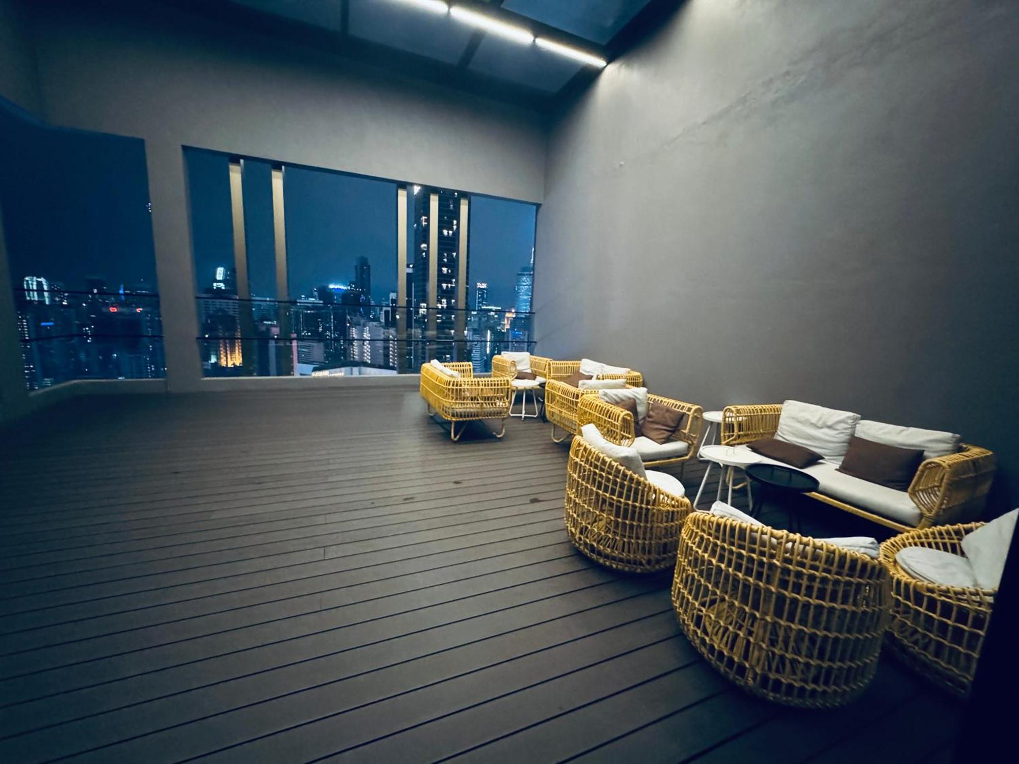Luxury Suites At Axon Residence Куала-Лумпур Экстерьер фото