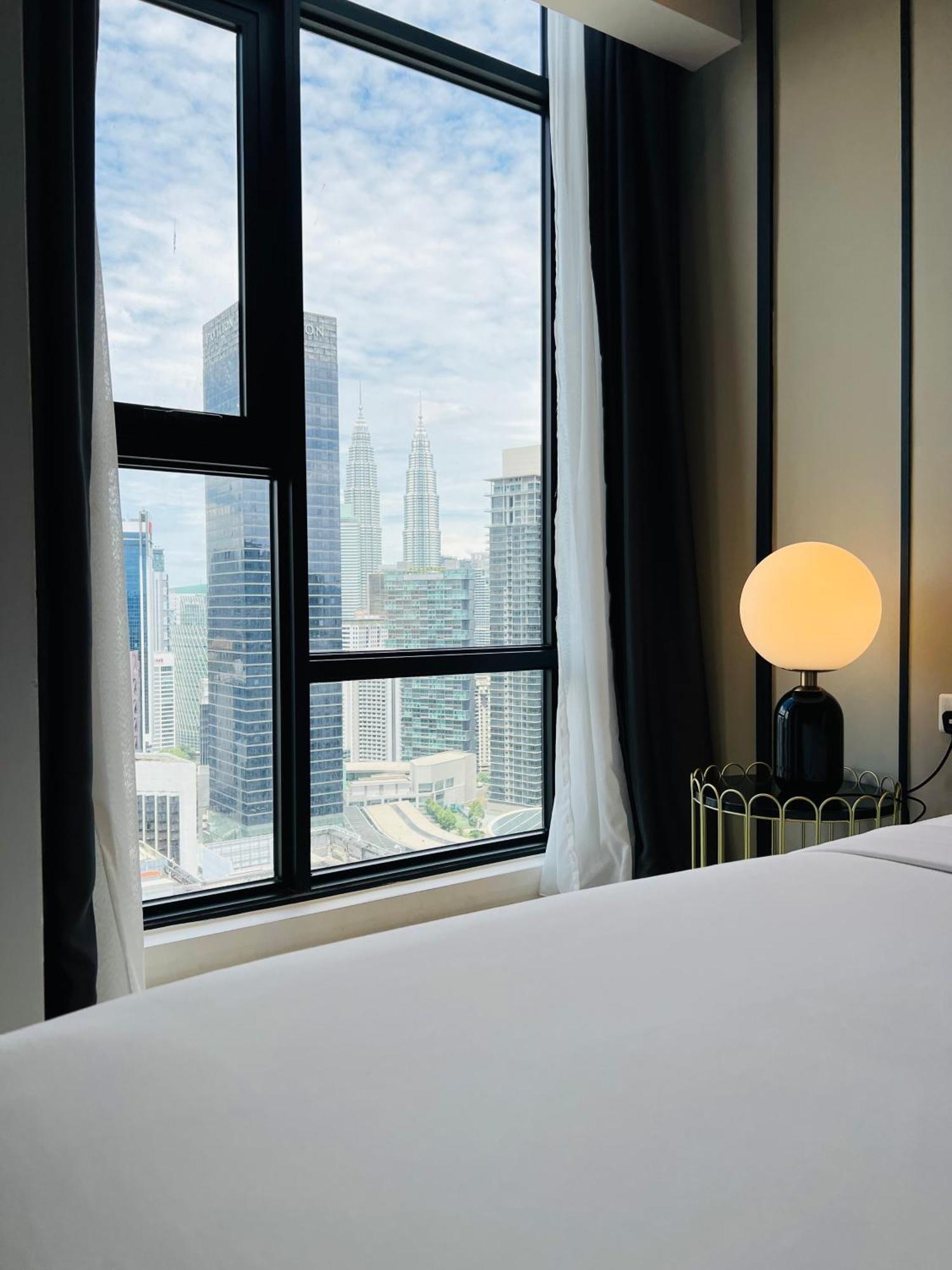 Luxury Suites At Axon Residence Куала-Лумпур Экстерьер фото
